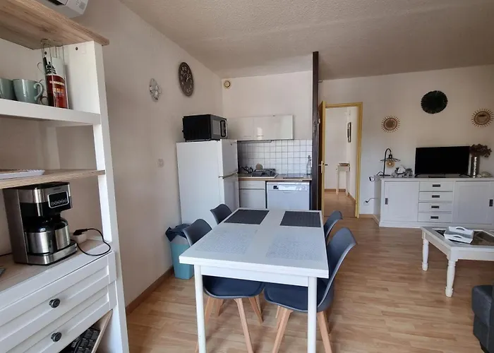 Gruissan-Port-T2-2Chambres-5Pers-43M2-Climatise-Parking-Valfred
