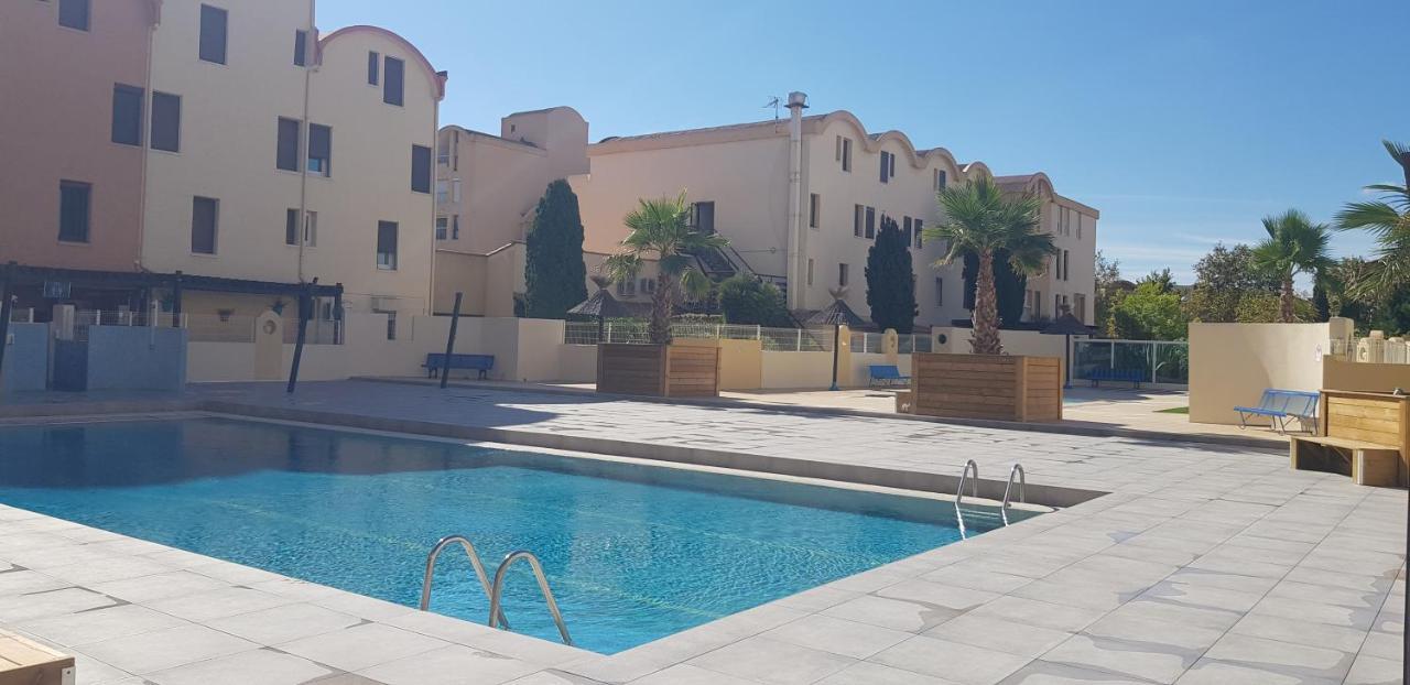 Gruissan-port-t2-2chambres-5pers-43m2-climatise-parking-valfred Gruissan
