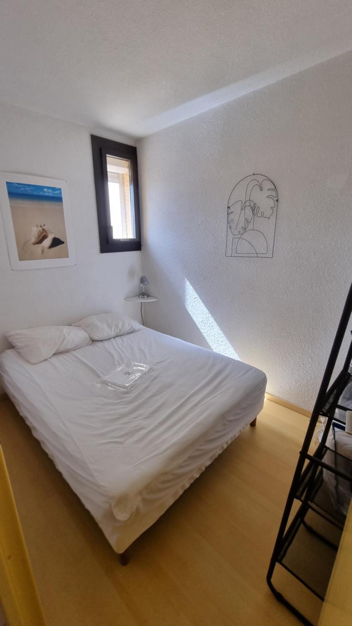 Gruissan-port-t2-2chambres-5pers-43m2-climatise-parking-valfred Apartment Gruissan