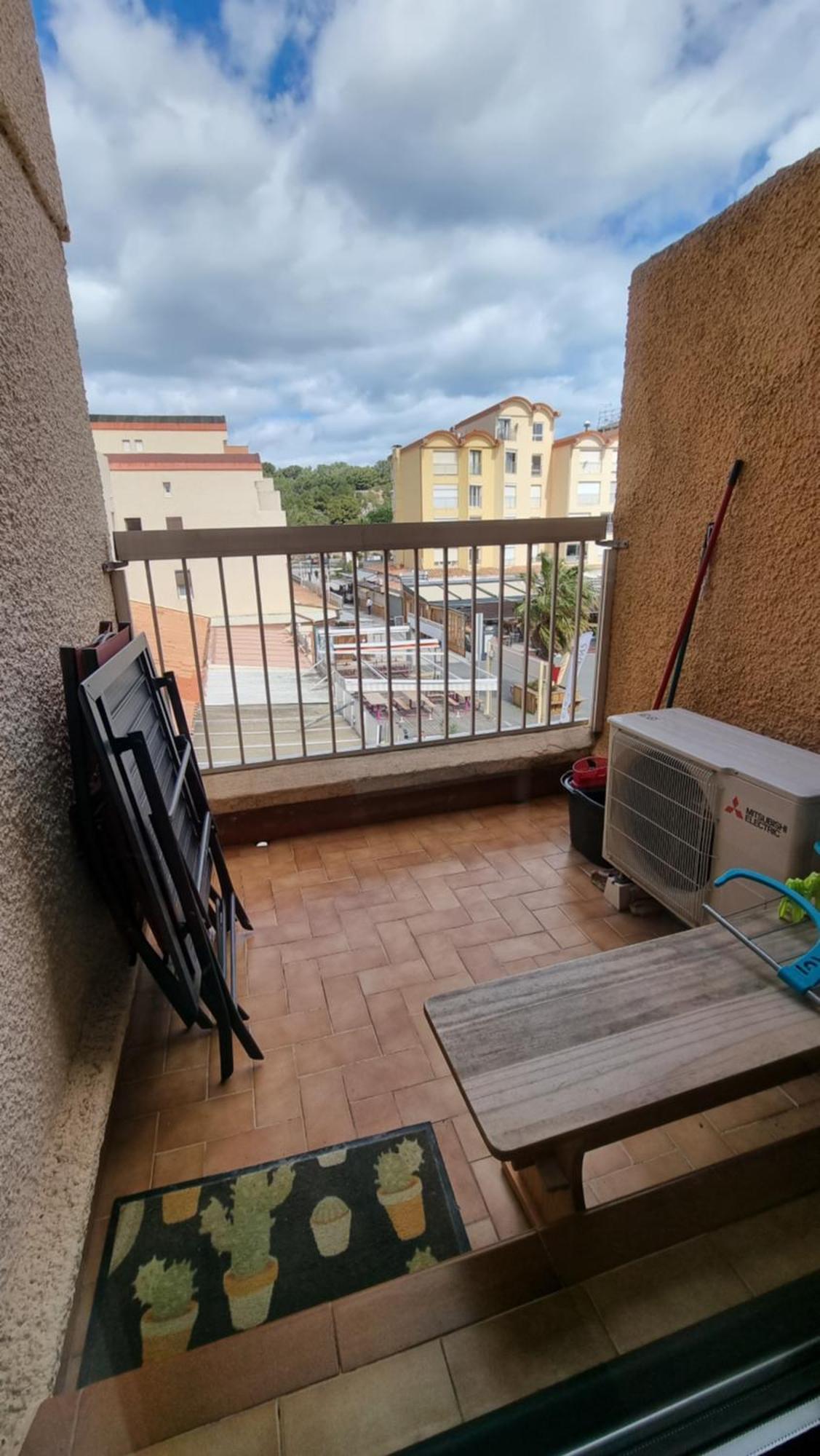 Gruissan-port-t2-2chambres-5pers-43m2-climatise-parking-valfred Gruissan