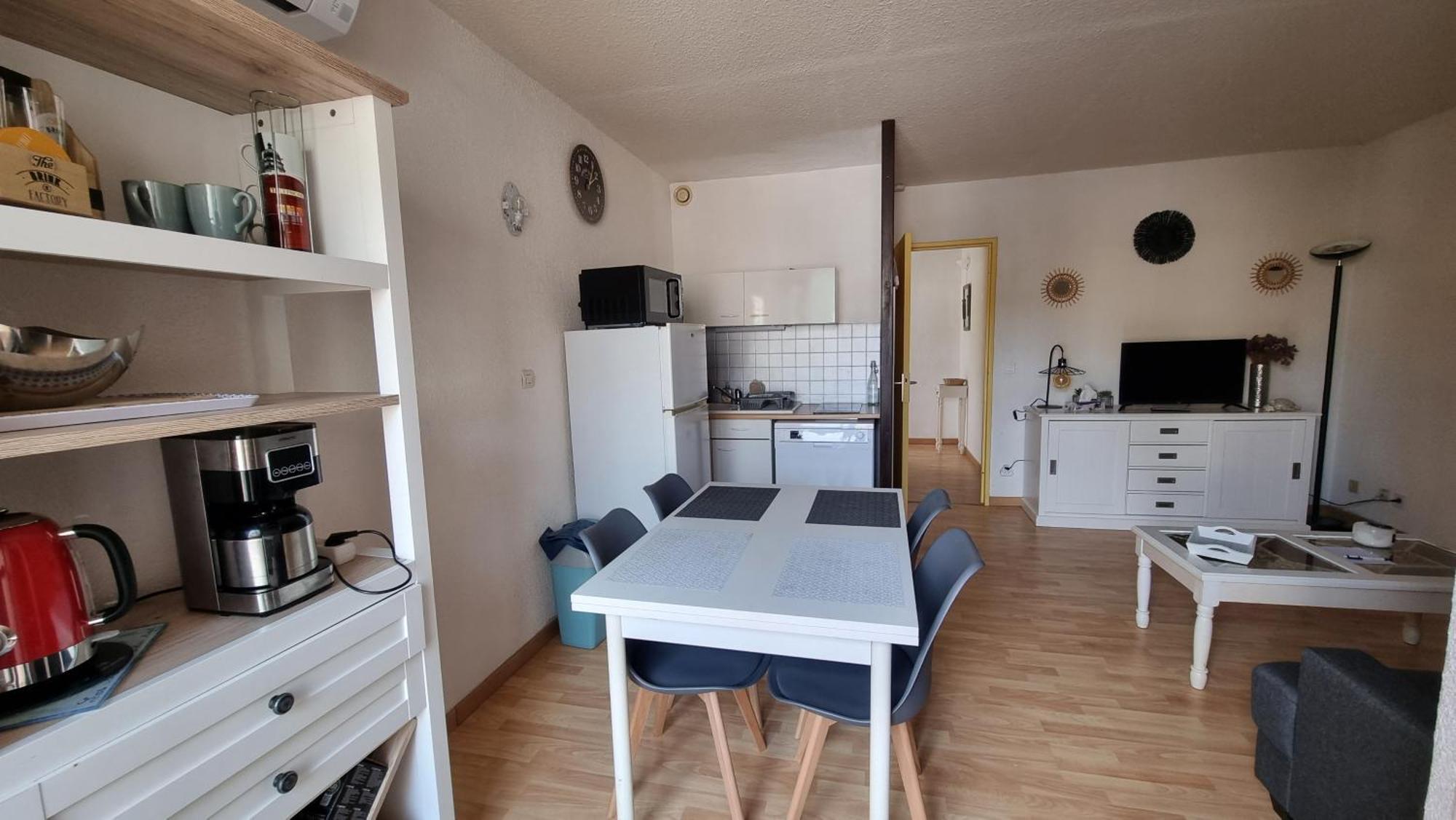 Apartment Gruissan-port-t2-2chambres-5pers-43m2-climatise-parking-valfred *